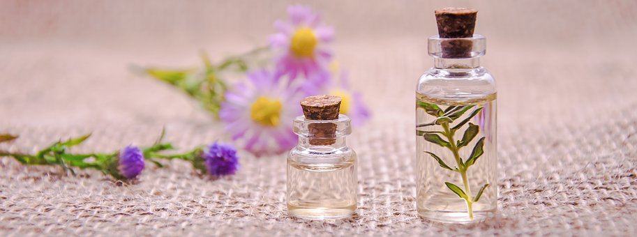 Essential Oils - Essential Oils Guide for Beginners Article