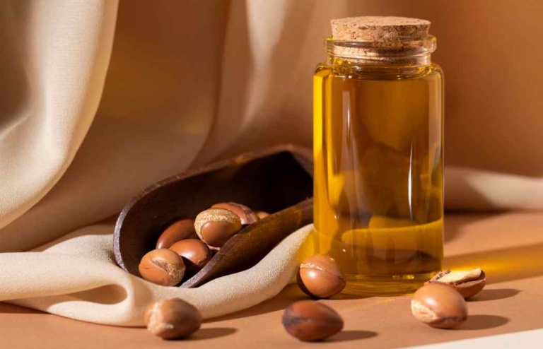 Can Argan Oil Cause Acne? Understanding Clogged Pores and Argan Oil’s Effects