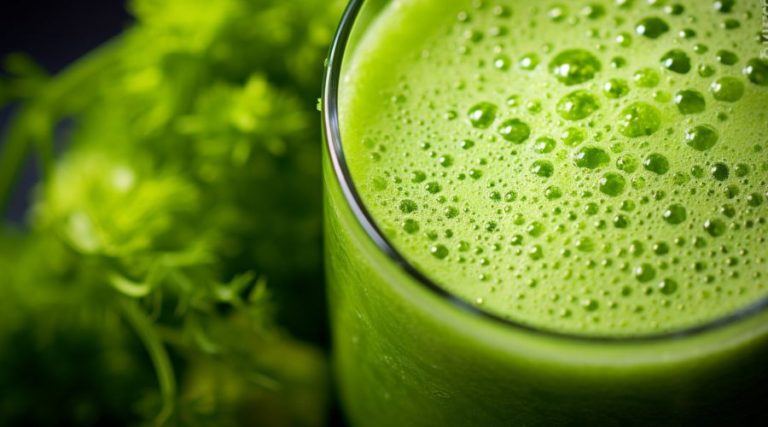 The Power of Celery Juice for Arthritis Relief: A Natural Anti-inflammatory Solution